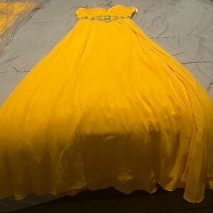 Elegant Yellow Strapless Gown